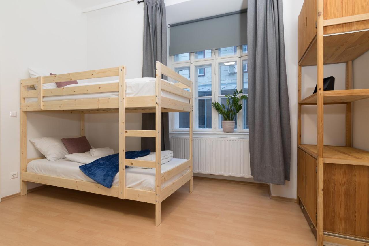 Spacious 2 Bedrooms Apartment In 4Th District Near Karlskirche Viena Exterior foto