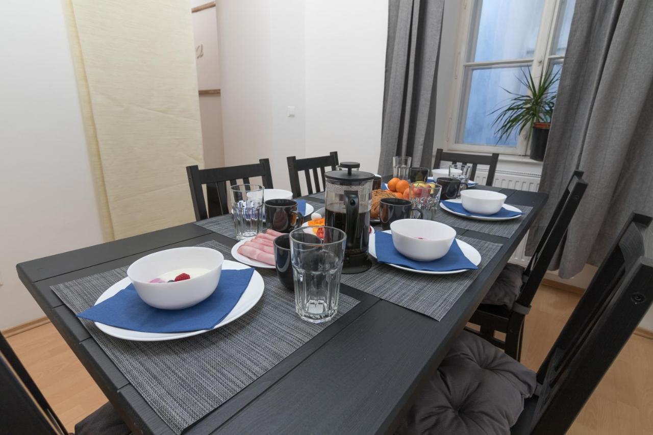 Spacious 2 Bedrooms Apartment In 4Th District Near Karlskirche Viena Exterior foto