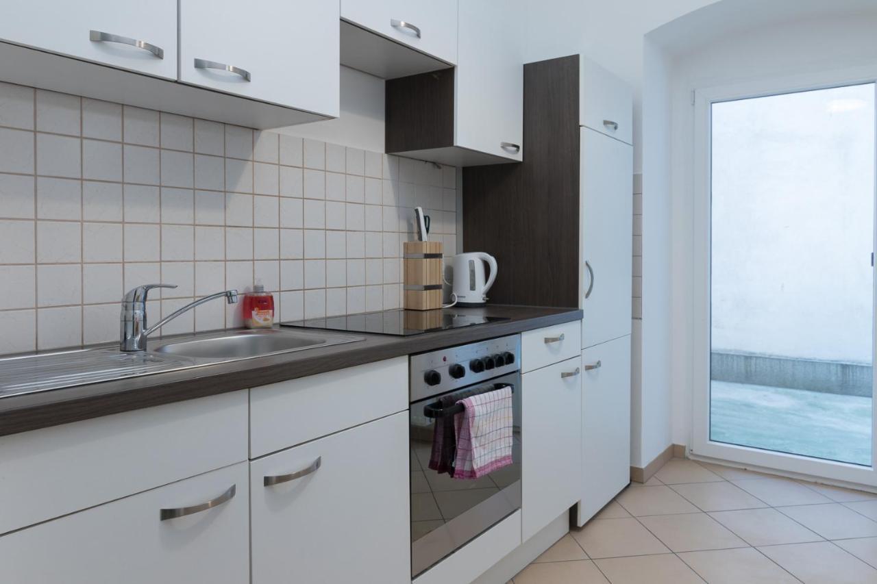 Spacious 2 Bedrooms Apartment In 4Th District Near Karlskirche Viena Exterior foto